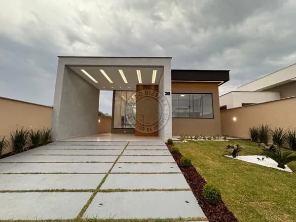 Casa de Alto Padrão no Condomínio Pedra de Inoã – Maricá/RJ
