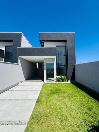 Casa Linear com 3 Dormitórios à Venda – 100 m² – Próxima ao Mar em Maricá