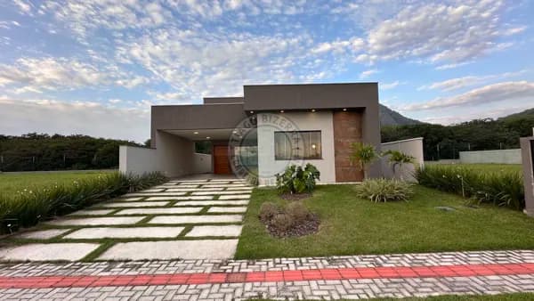 Casa no condomínio Alphaville Maricá 2