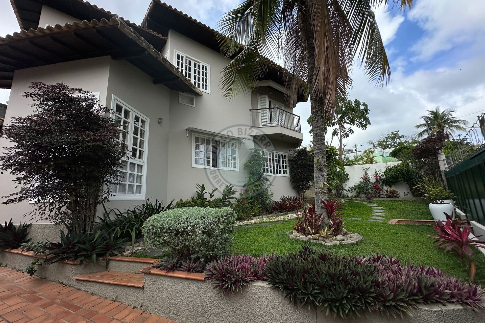 Casa com 4 Quartos à Venda no Centro de Maricá