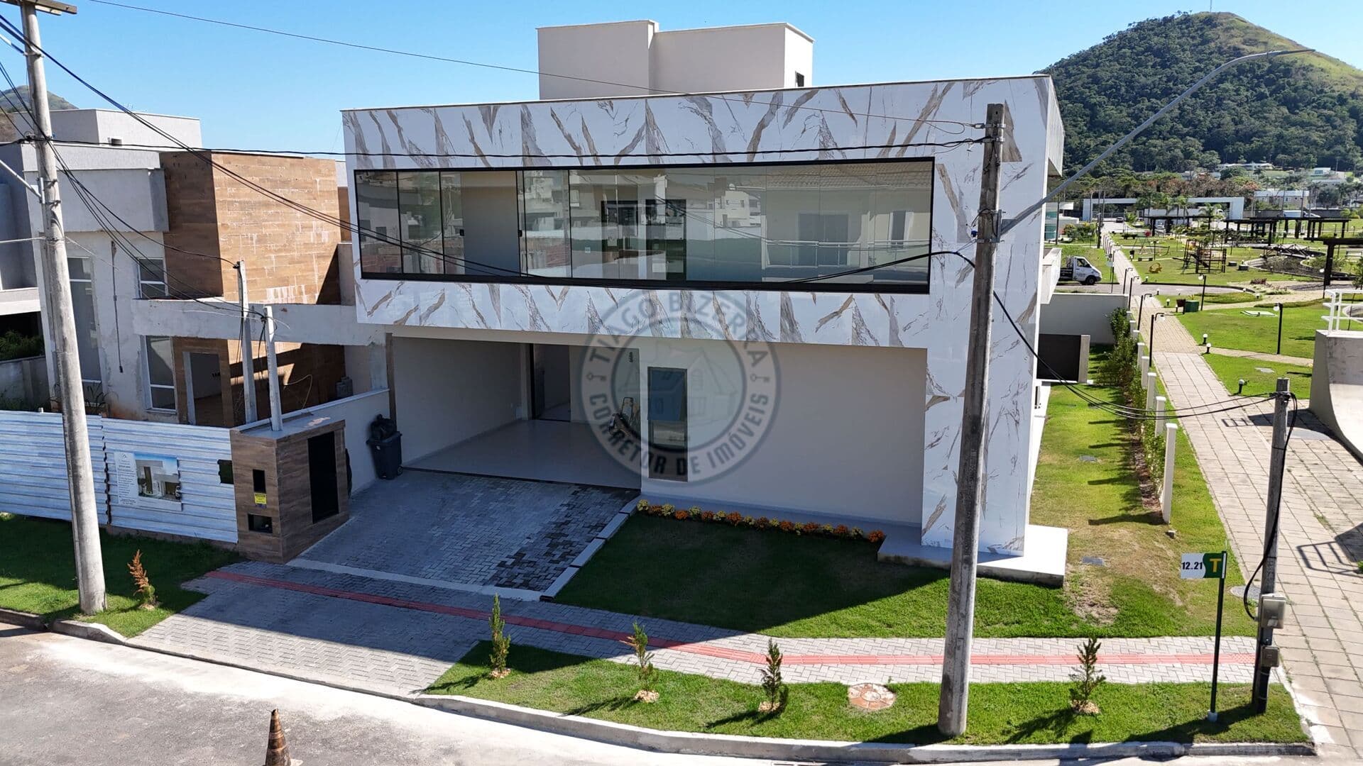 Casa Duplex no condomínio Solaris
