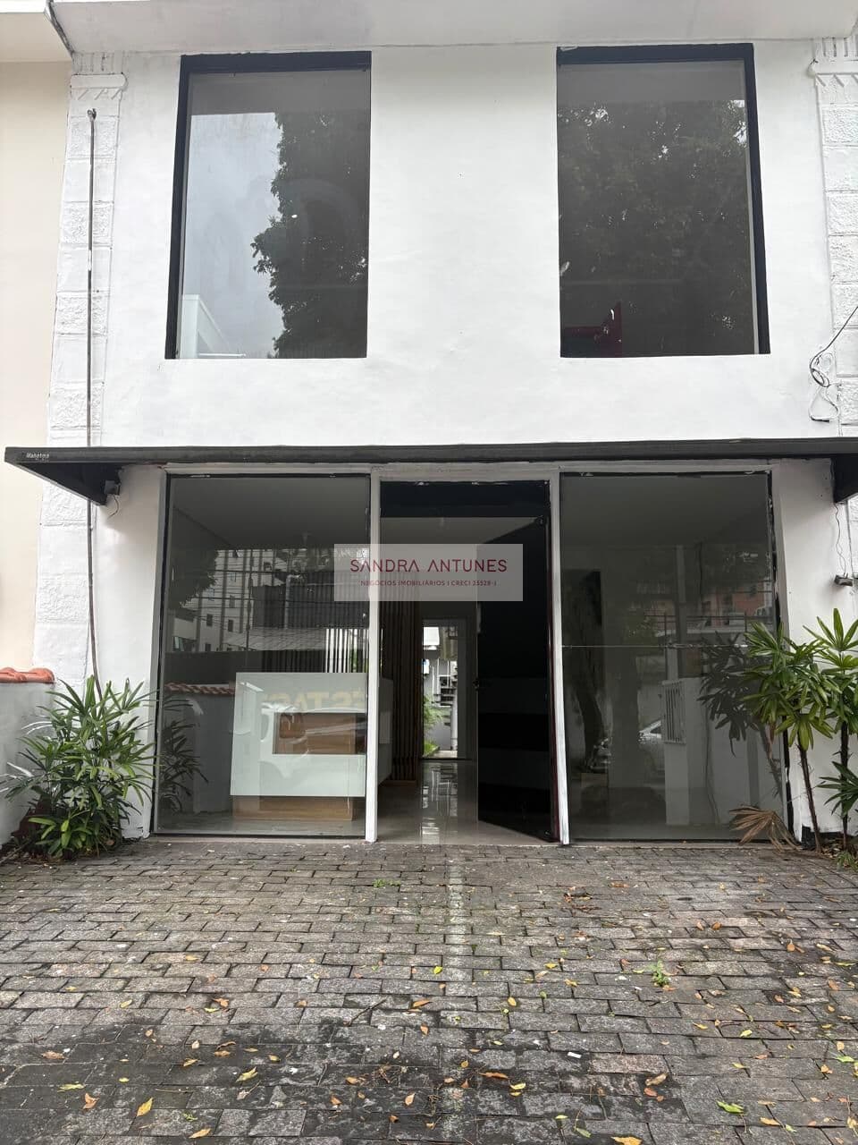 Casa Sobrado em Gonzaga, Santos/SP