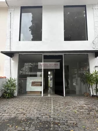 Casa Sobrado em Gonzaga, Santos/SP