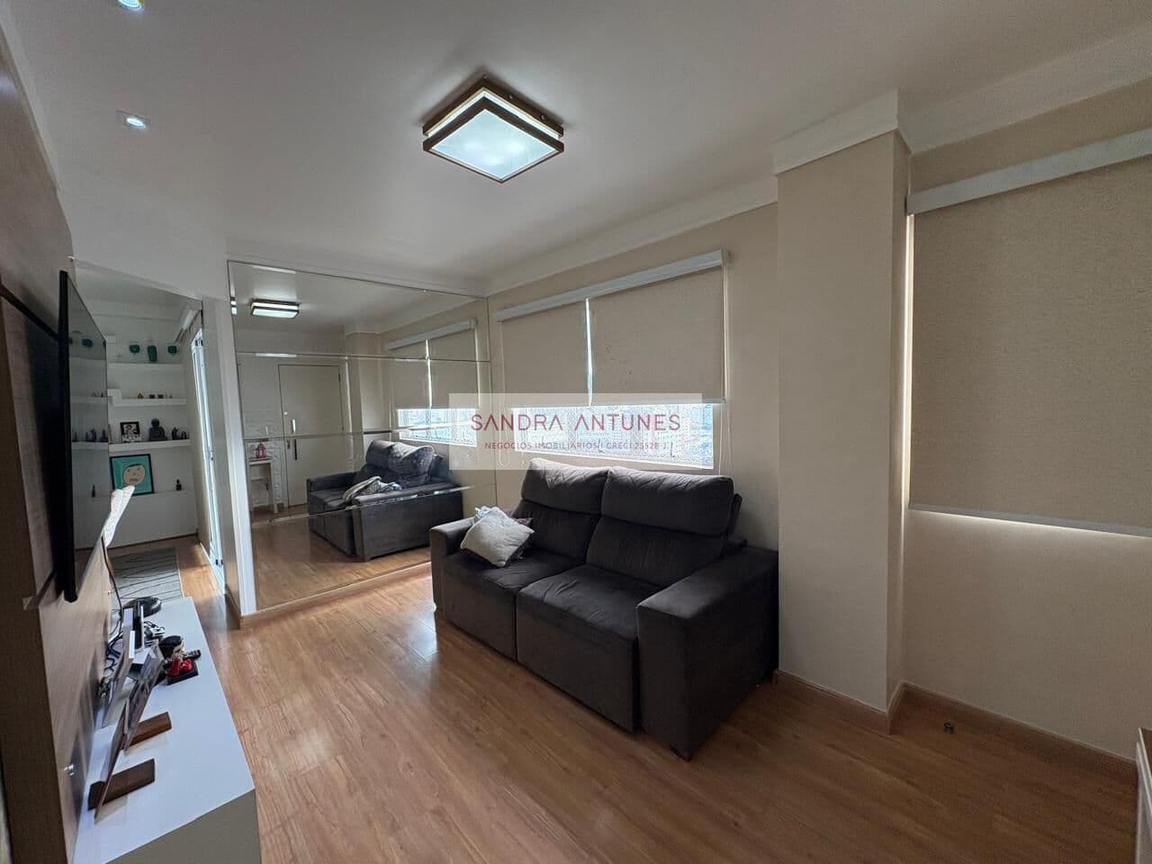 Apartamento Duplex com 03 Dormitórios - 02 Vagas Privativas- Depósito- Prédio Com Lazer