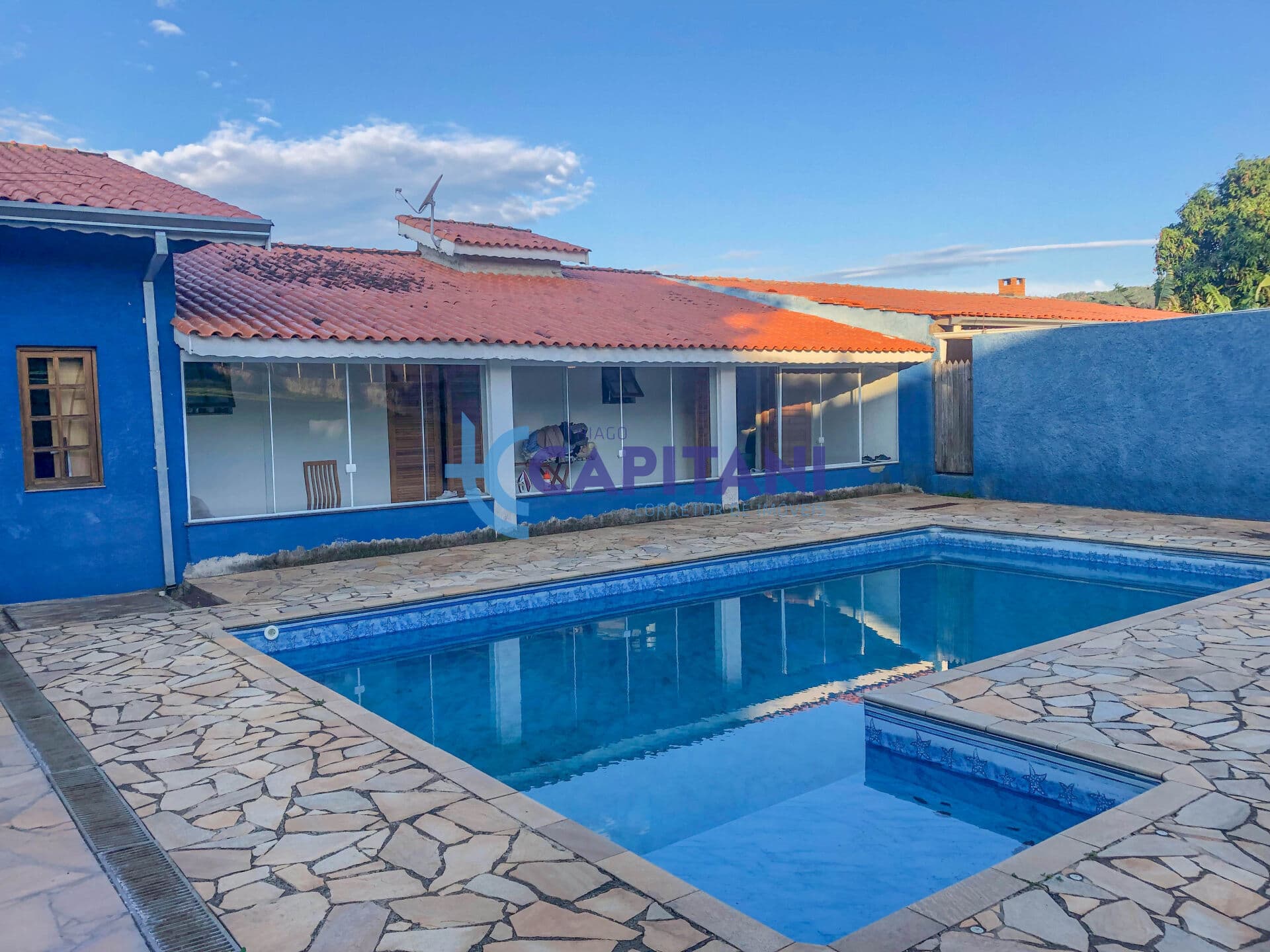 Casa c/ 195 m² condomínio fechado Portal das Rosas - Atibaia