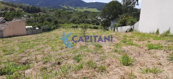 Terreno a venda de 7 mil metros em condomínio fechado - Região de Atibaia