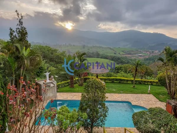 Chácara em Alpes D" Ouro c/ 278M² - 4 dormitórios , Bom Jesus dos Perdões/SP