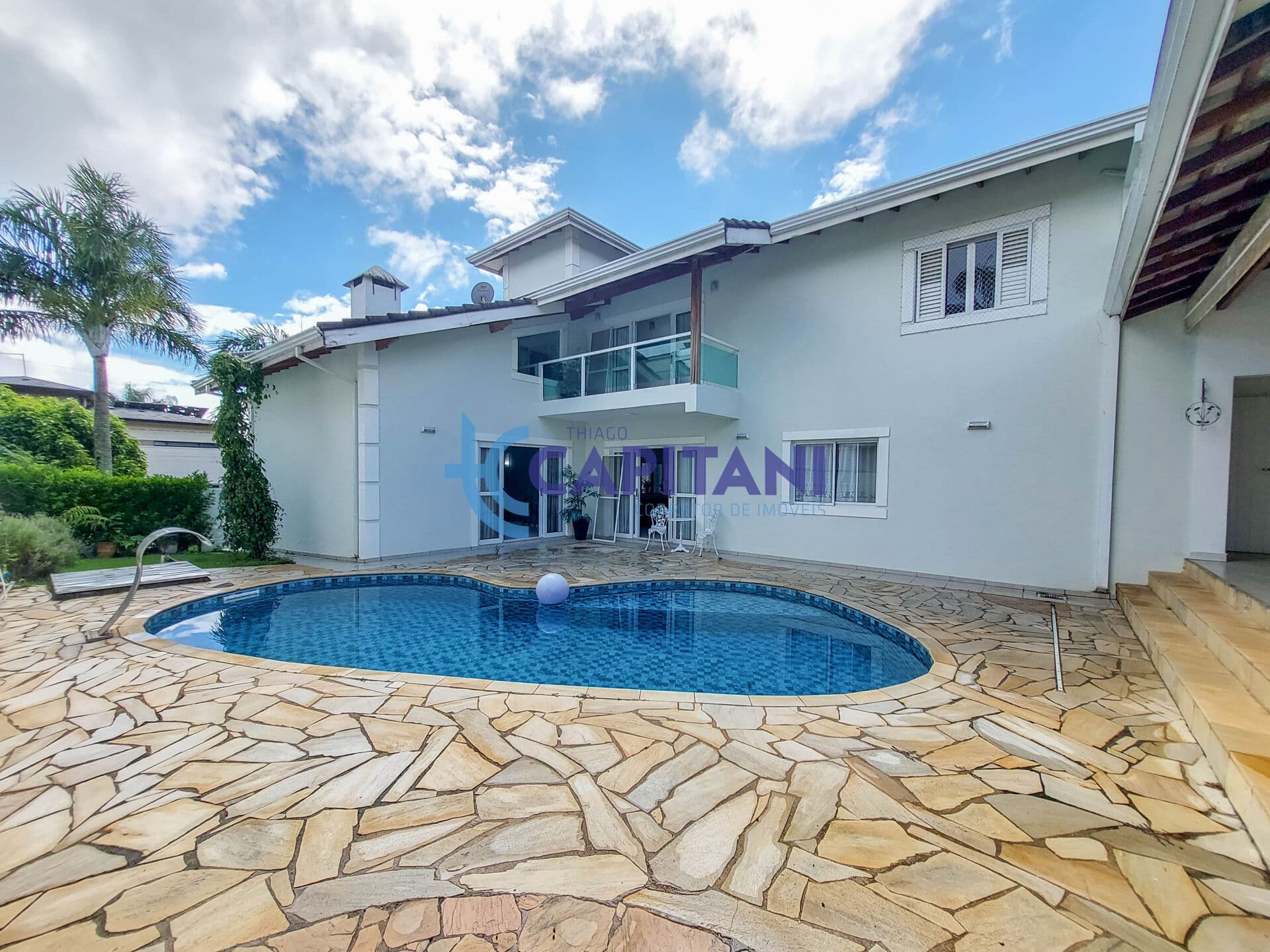 Casa/Sobrado c/ 278 m² - 4 Dormitórios - Condominio Shambala II, Atibaia/SP