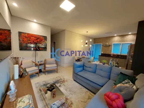 Casa 100% planejada c/ 3 dormitórios - Condomínio em Atibaia