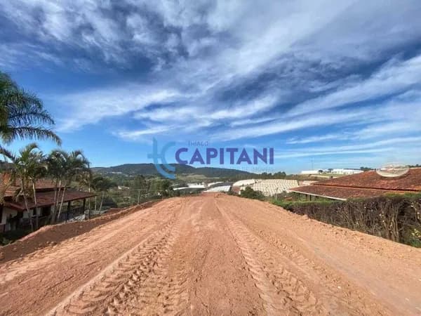 Terreno c/ 1.986m² linda vista- Condomínio Alpes D"ouro