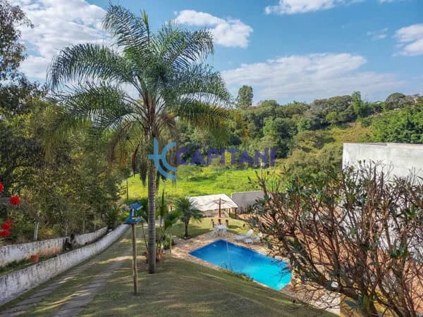 Chácara em bairro Usina 230m² c/ piscina e linda vista, Atibaia/SP
