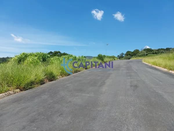 Terreno c/ 300 m² em condomínio fechado Portal Lamis - Região de Atibaia