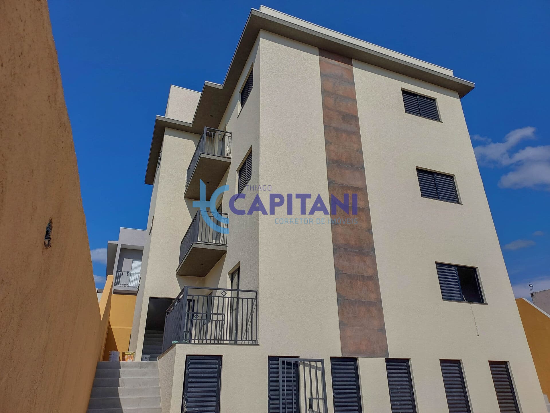 Apartamento novo c/ 64m² - 2 dormitórios e sacada - Bom Jesus dos Perdões - SP