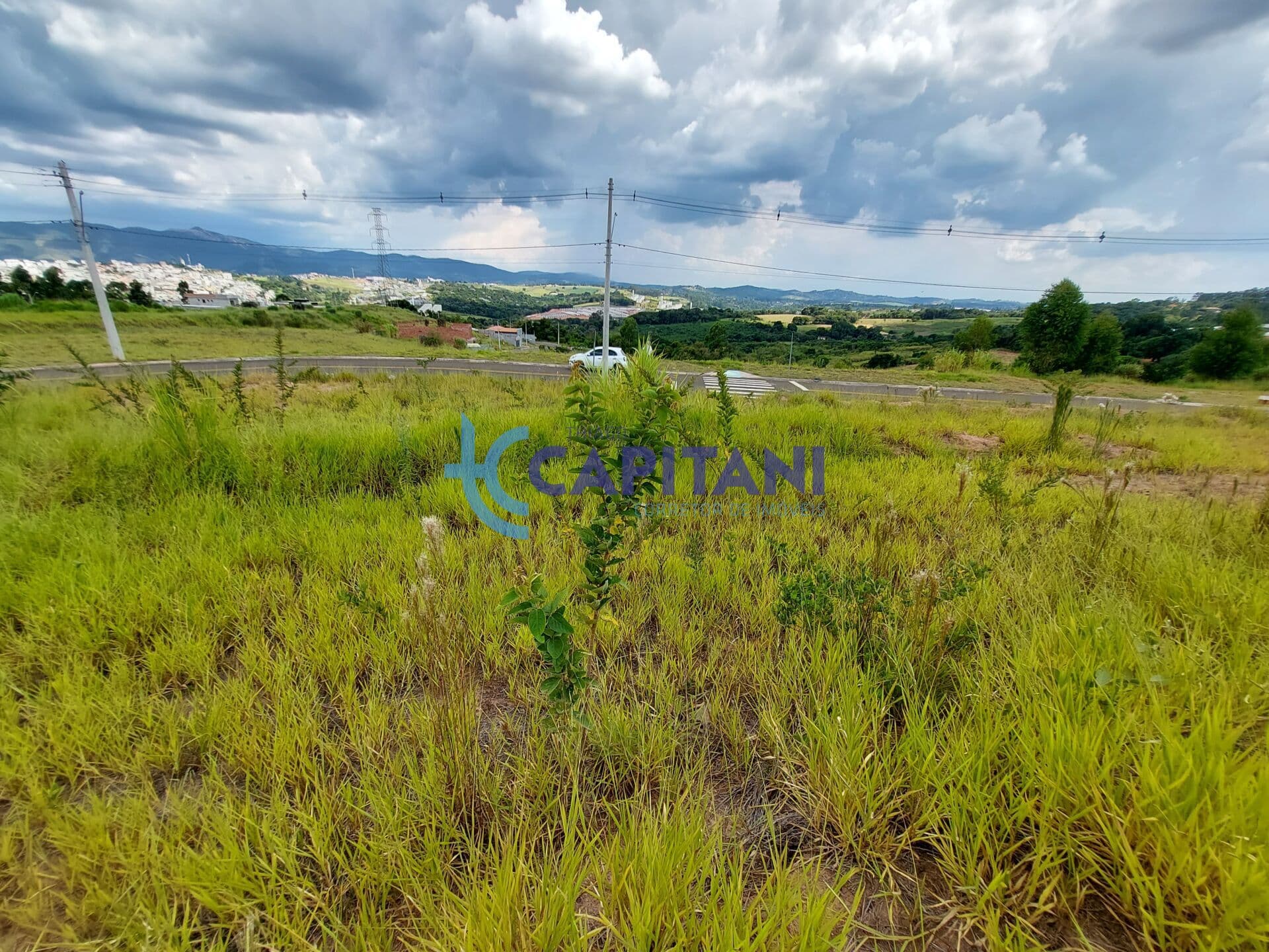 Terreno de 200m² c/ planta aprovada de 90m³ - Loteamento Vivejo Atibaia