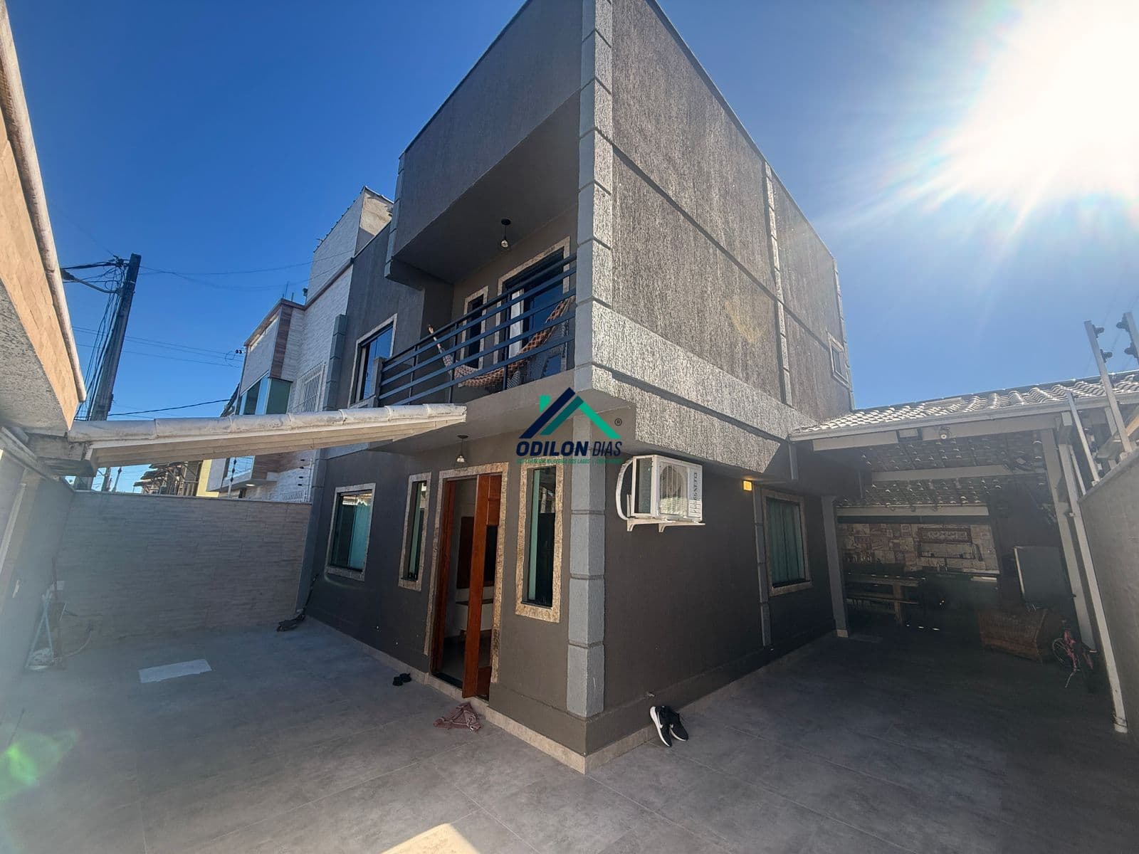 Linda e Ampla Casa Duplex Independente no Extensão do Bosque