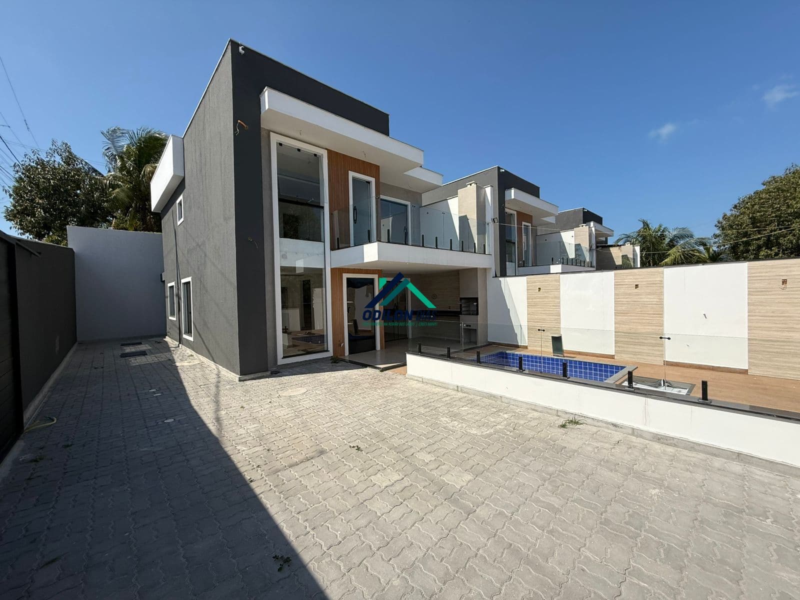 Linda Casa Duplex em Colinas, Rio das Ostras-RJ