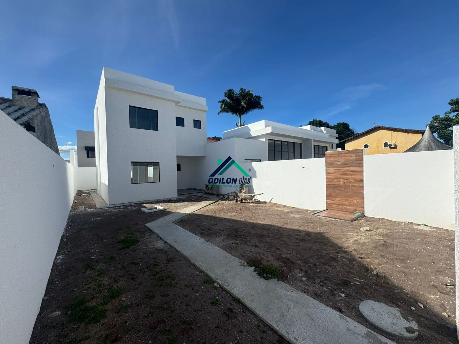 Linda Casa Duplex Nova e Independente