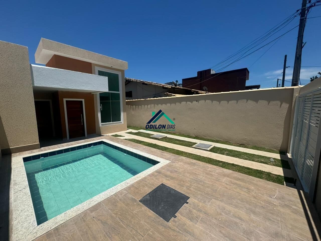 Linda Casa Linear Nova e Independente em Rio das Ostras/RJ