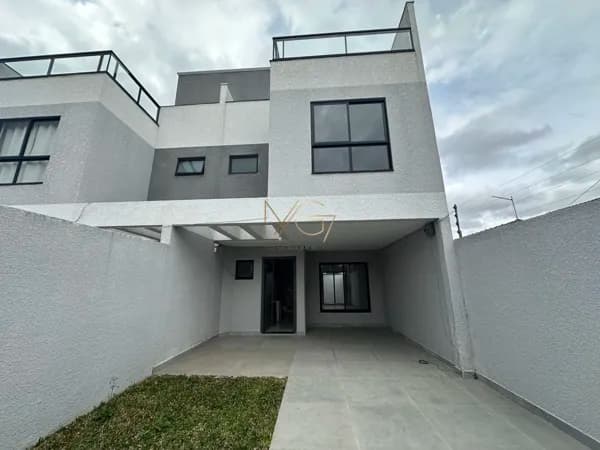 Sobrado em Boqueirão, Curitiba/PR