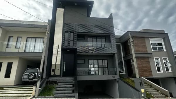 Triplex Alto Padrão