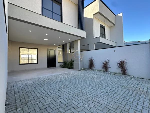 Sobrado em São José dos Pinhais - Aristocrata
