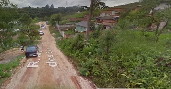 Terreno com Área de 444,60 m² em Almirante Tamandaré/PR. Por R$ 290.000,00.