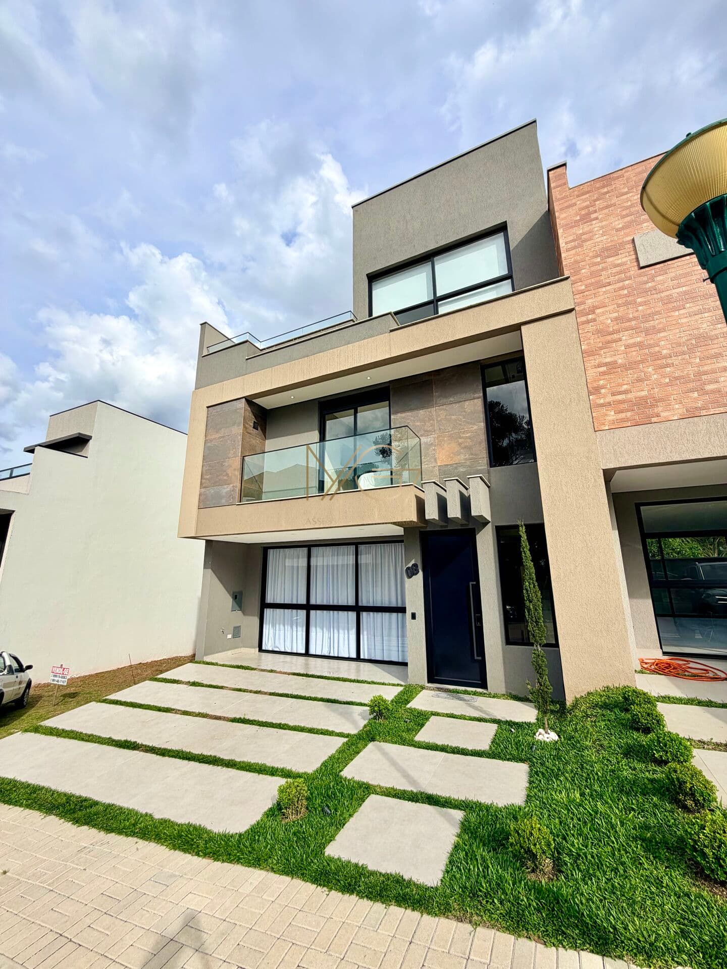 Sobrado 100% mobiliado | Alto Padrão