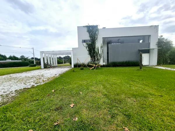 Sobrado em Condomínio de Alto Padrão