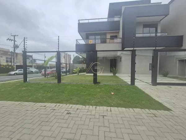 Sobrado Alto Padrão em São Pedro, São José dos Pinhais/PR