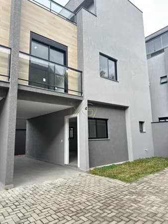 Sobrado em condomínio no Uberaba, Curitiba/PR