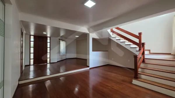 Casa em Passos - Centro