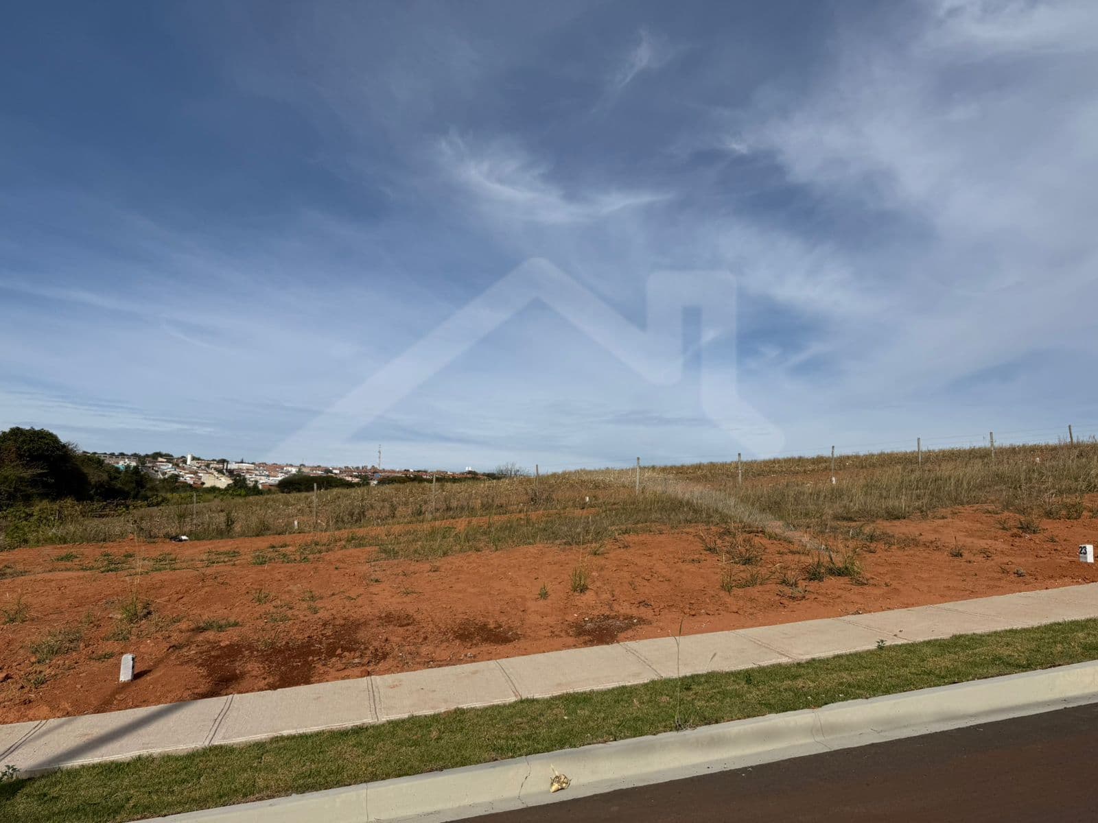 Lote/Terreno em Passos - Jardim Jacarandá