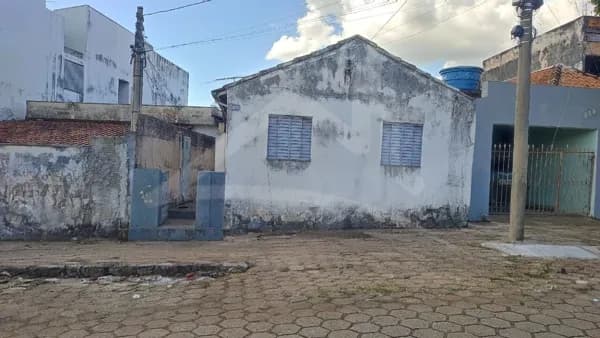 Lote/Terreno em Passos - Centro