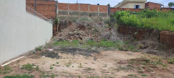 Lote/Terreno em Passos - Parque das Aroeiras