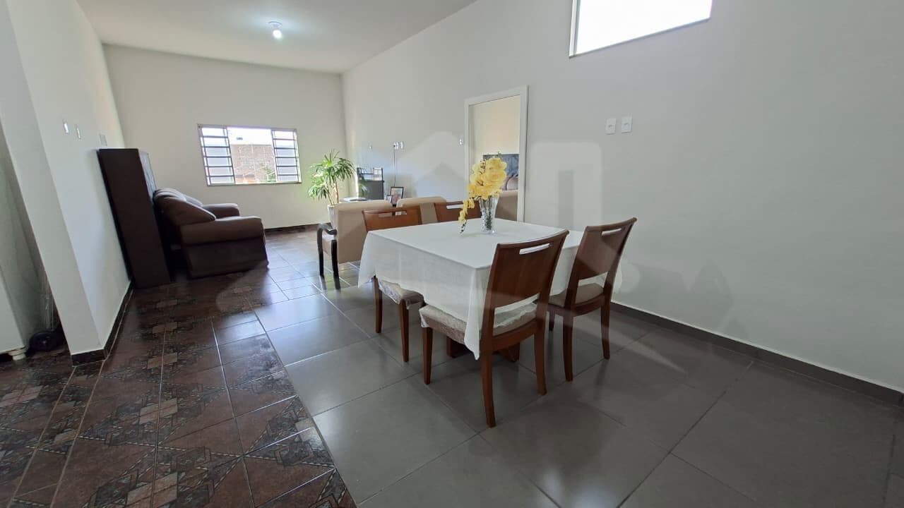 Casa em Passos - Maria Augusta