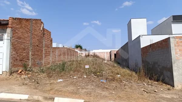 Lote/Terreno em Passos - Jardim Canadá II