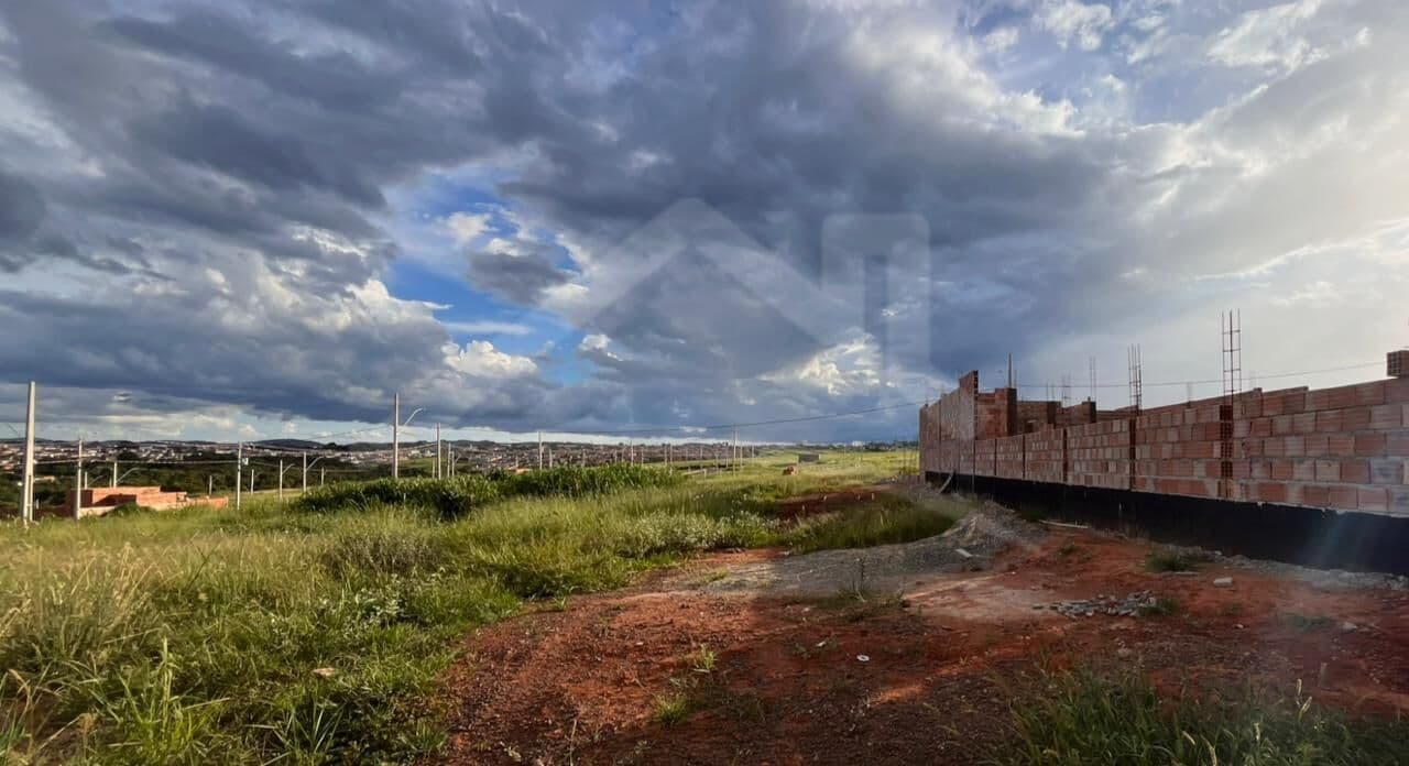 Lote/Terreno em Passos - Jardim Jacarandá