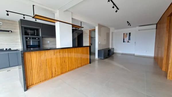 Apartamento em Passos - Centro