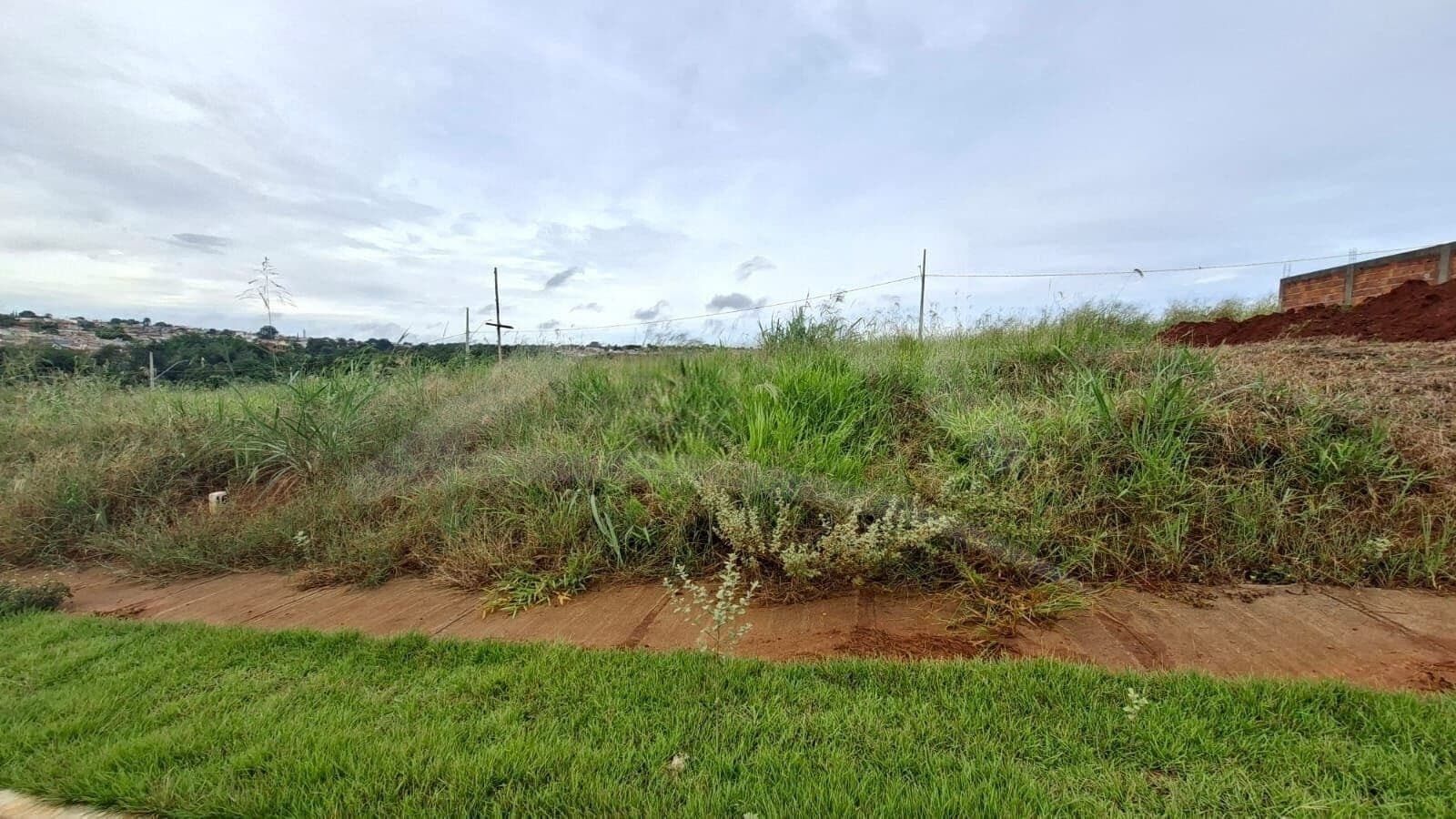 Lote/Terreno em Passos - Jardim Jacarandá