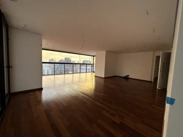 Apartamento Alto Padrão em Jardim Paulista, São Paulo/SP