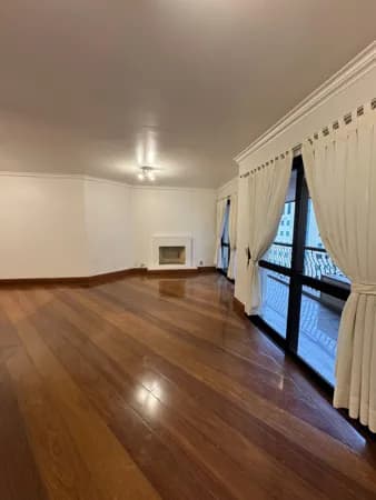 Apartamento em São Paulo - Jardim Paulista
