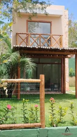 Casa Duplex 2/4, 2 suítes, 70m² na Praia do Forte