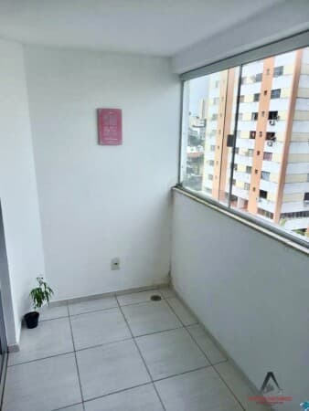 Lindo apartamento 2/4 com varanda no melhor do Luiz Anselmo