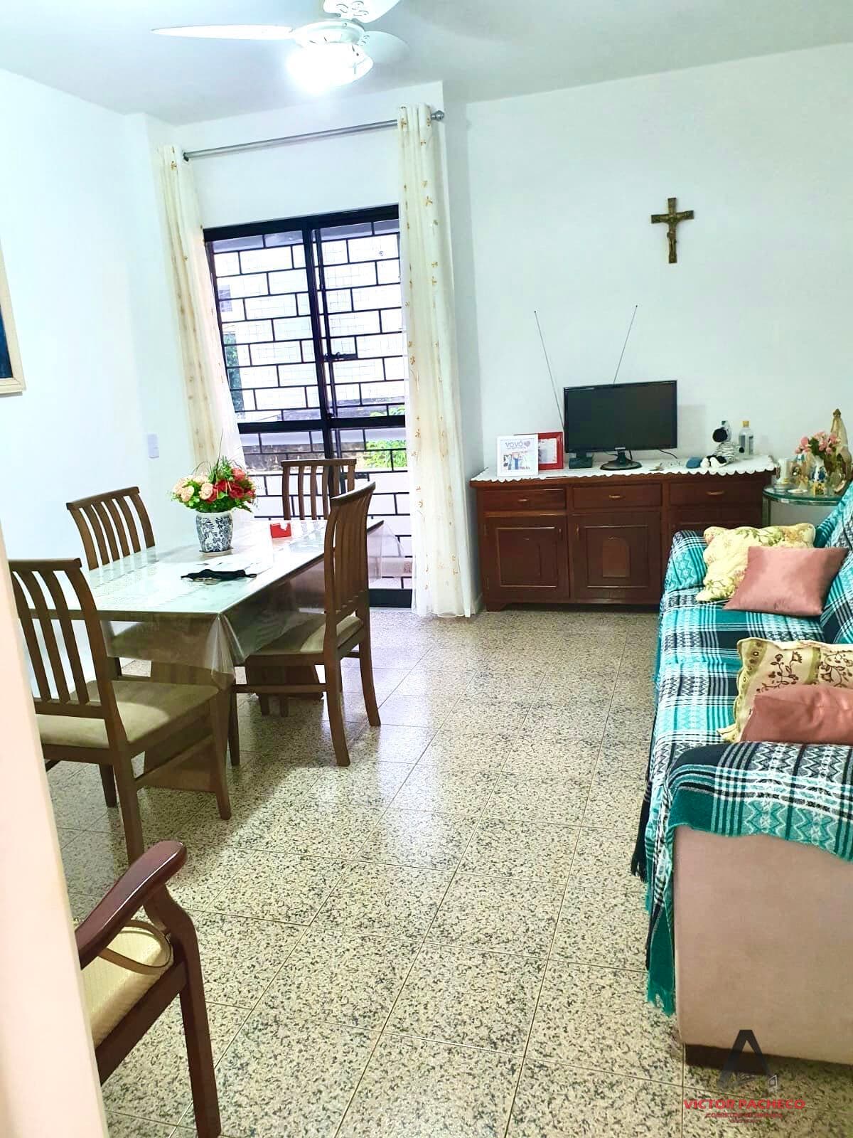 Lindo apartamento 2/4 + dependência convertida com 110m² no melhor do Rio Vermelho.
