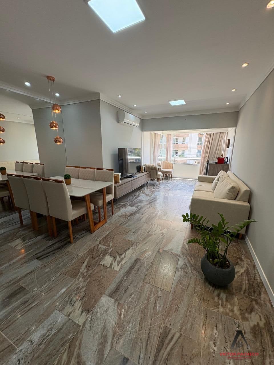 Apartamento Padrão 2/4, 1 suíte, 97m² no Rio Vermelho