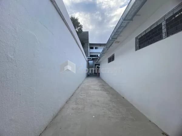 Prédio Comercial e Residencial no Presidente Kennedy em Fortaleza/CE