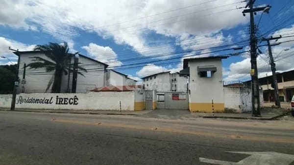 Apartamento no Conjunto Esperança em Fortaleza/CE