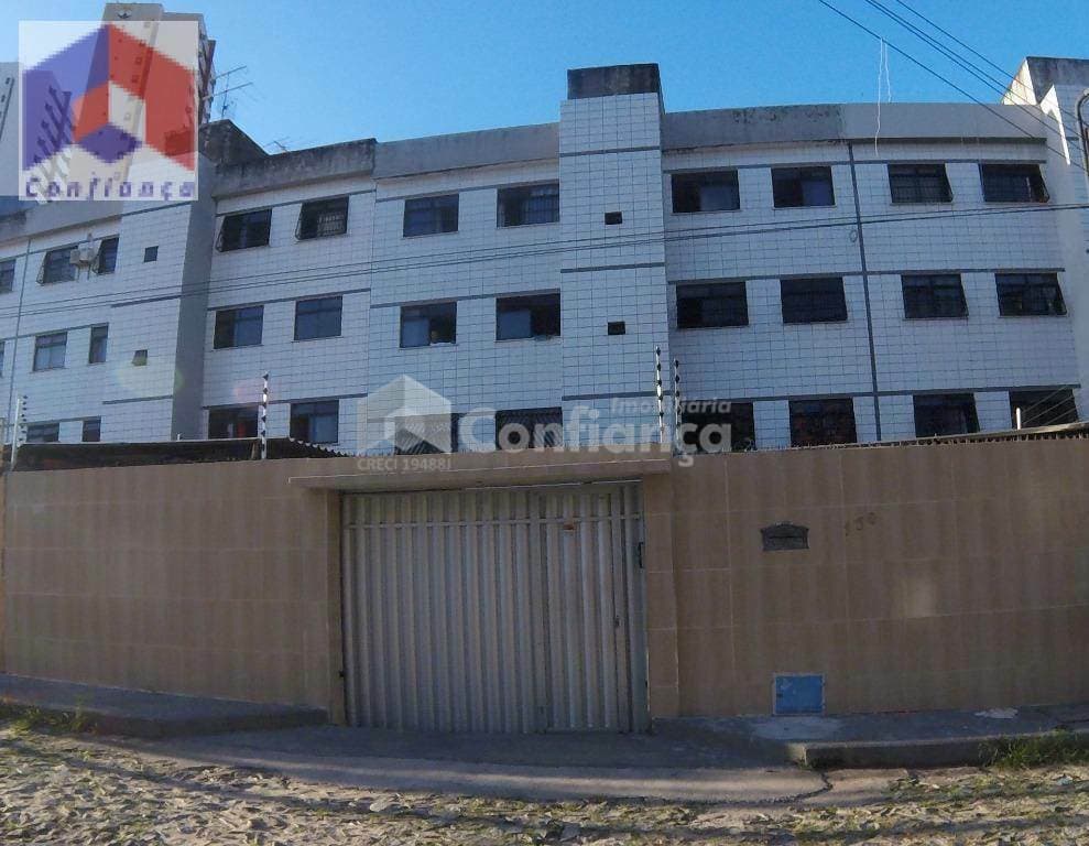 Apartamento á venda no bairro Jacarecanga