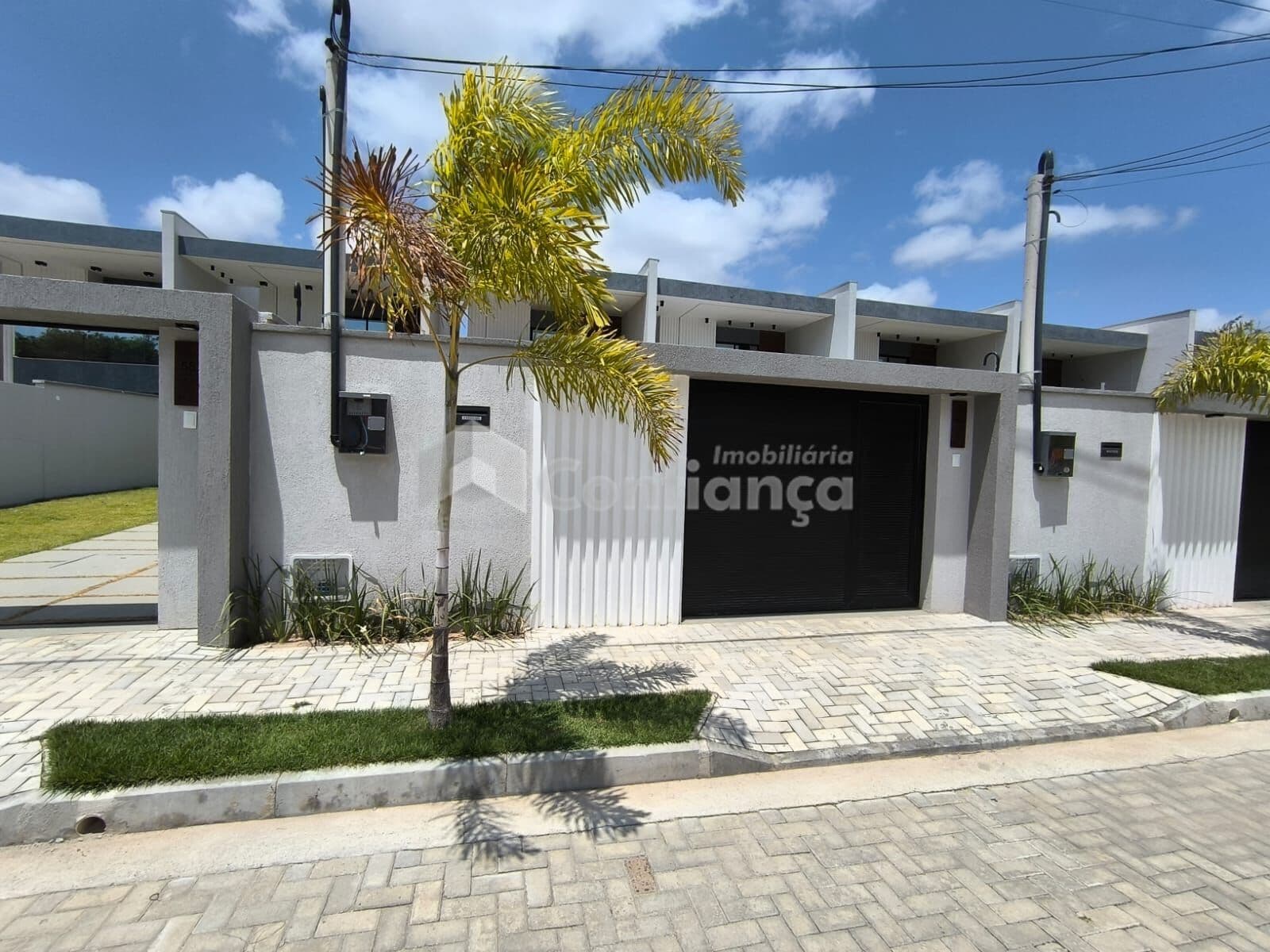Casa Duplex Alto Padrão a Venda no Eusébio/CE