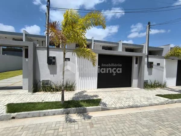 Casa Duplex Alto Padrão a Venda no Eusébio/CE